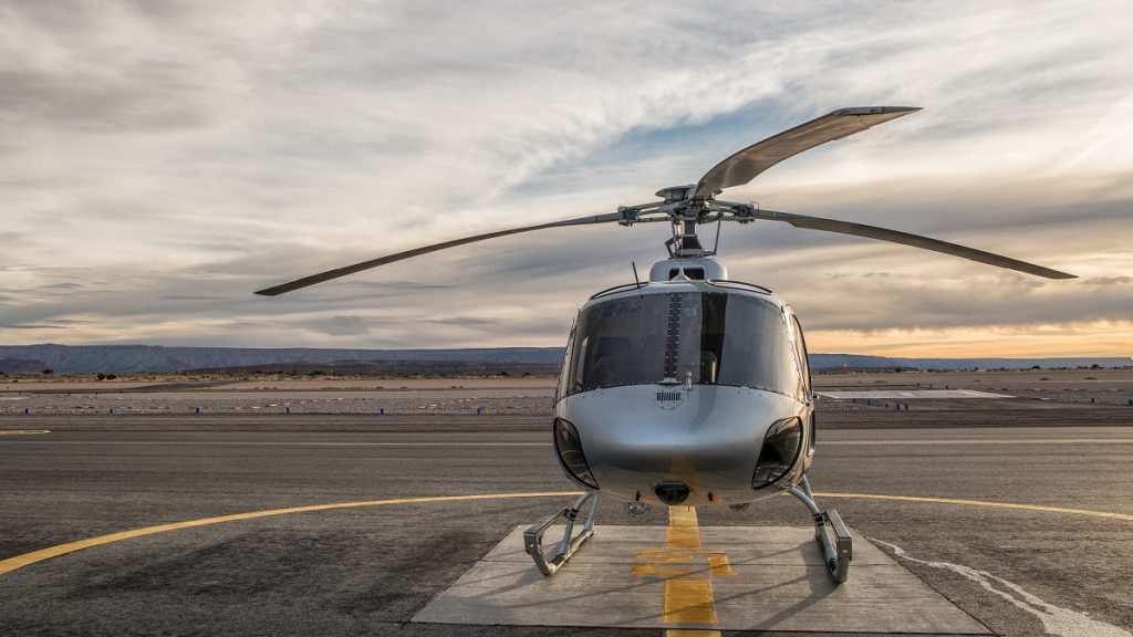 Renta de helicópteros para turismo y hospitales